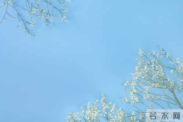 女人默许升温时，身体藏不住的3种自然反应