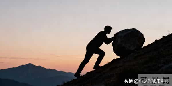 觉醒即翻盘：8条人生公式，助你扎根向上破局