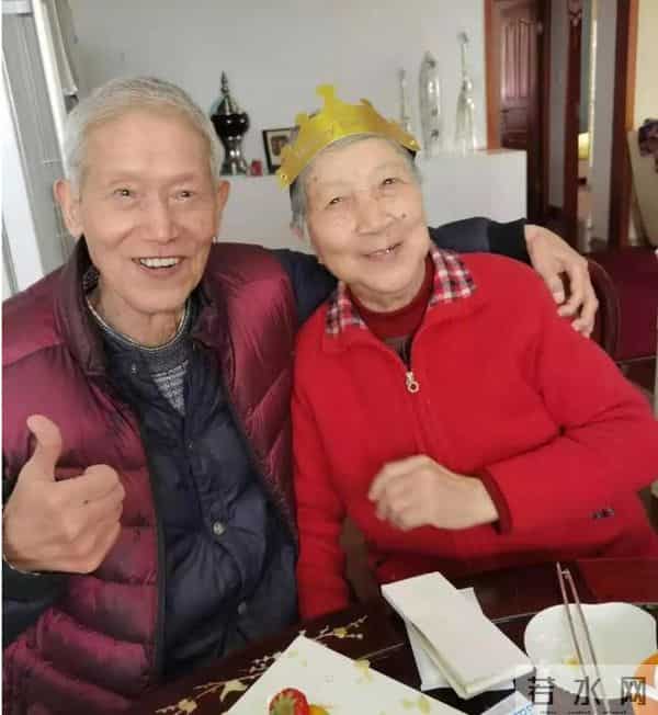浙江宁波一101岁老人和97岁妻子走过77个春秋，“秘诀”是：火气大的管事，脾气好的不争