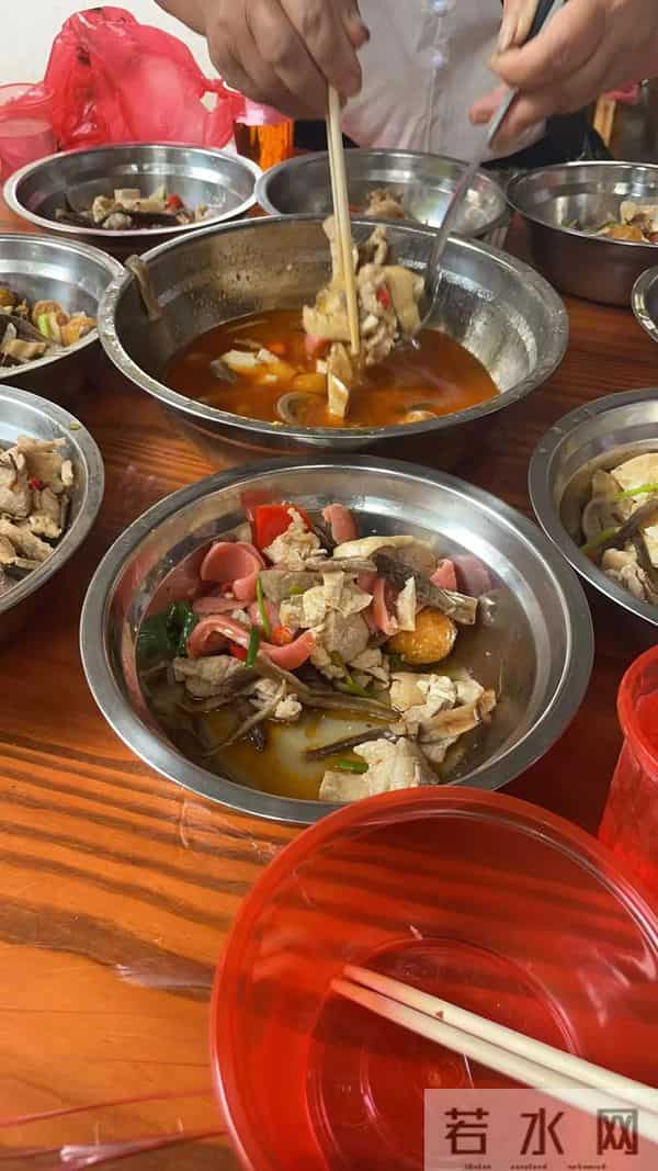 农村相亲实录：先看体检报告，再谈彩礼房子