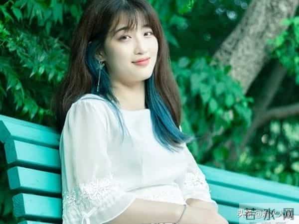 微信上发这三句话的女人，早已想你入骨