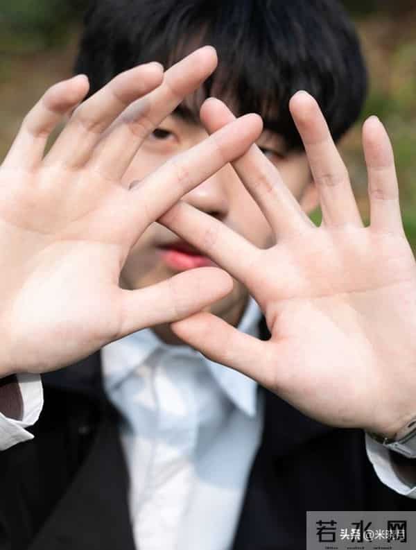 读简衣的豪门生活文章之德不配位