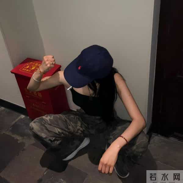 12月1日那天，朋友圈一定要这样发，落落大方，也很温柔~