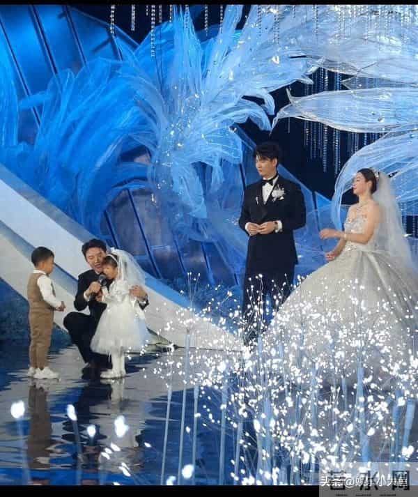 黄雅琼刘雨辰举行婚礼，郑思维儿子艾登当花童，东哥大头等送祝福