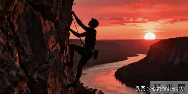 觉醒即翻盘：8条人生公式，助你扎根向上破局