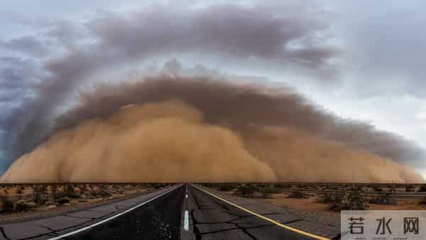 一个人，让你有这3种感觉，就是老天在提醒你，远离他