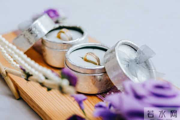 夫妻之间，爱不爱不重要，有“四种情”才能过一辈子