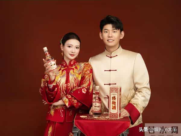 黄雅琼刘雨辰举行婚礼，郑思维儿子艾登当花童，东哥大头等送祝福