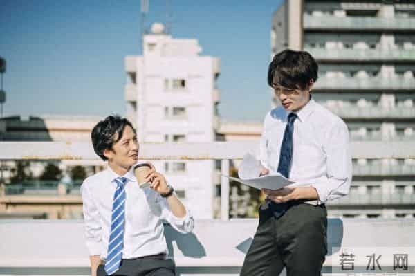 看破不说破的人性铁律-女人突然接近你，90%是发现你有钱有势了