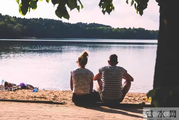 惊人的因果定律：不孝顺父母的人，没有好命，没有福报。