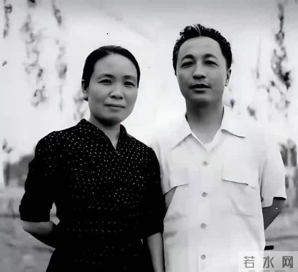 65岁才知，养了36年的干女儿，竟是丈夫藏了20年的情人