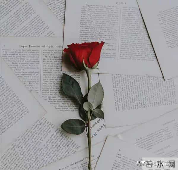 女人主动“勾”男人时，常会说这2句话，男人别听不懂