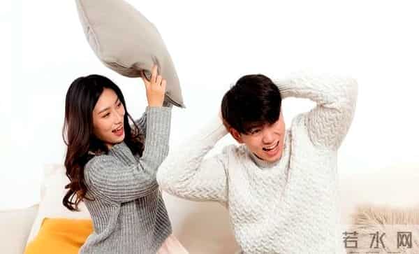 民政局工作人员曝内幕：85%夫妻离婚，都因为在同一个“小事”上