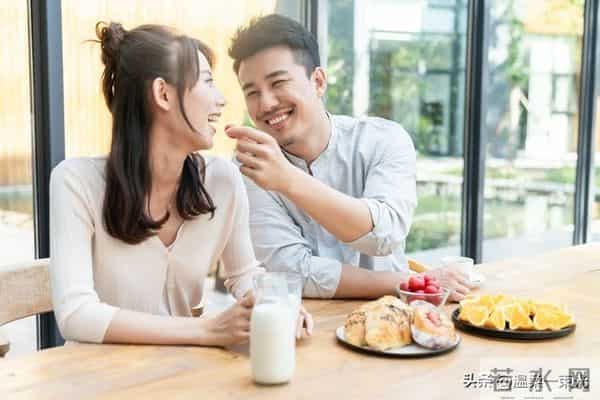 50岁的女人，最容易和这几种男人发生 婚外情，男人一定要慎重！