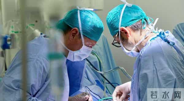 24岁女大学生与日本男子接触后做人流手术，两周后体检，结果咋样