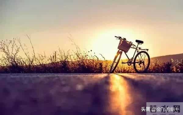 人到中年才懂：真正成熟的人，都有这3个“隐形本事”