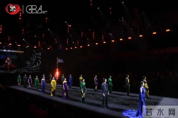 大湾区科技时尚文化周莨荘香云纱以“五行幻境”开启国际时尚对话