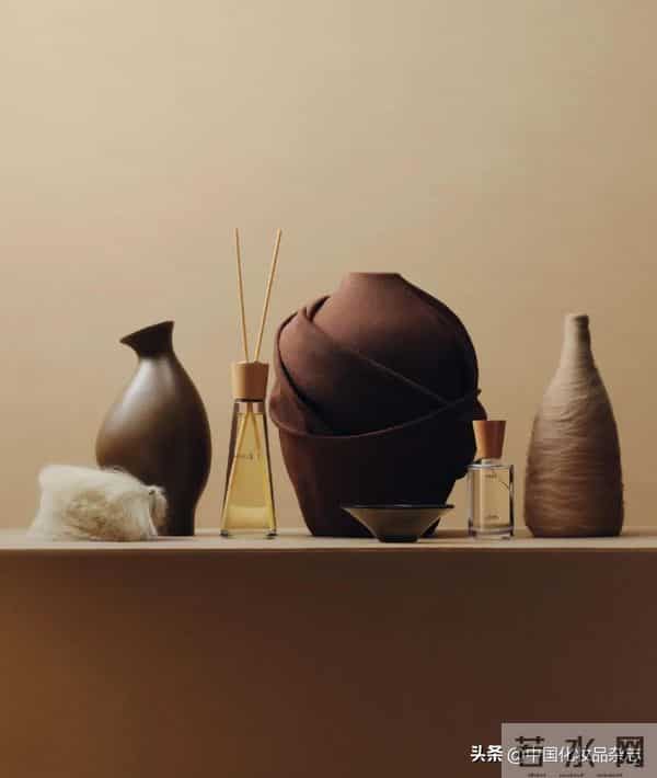 2025年末节日季，美妆新品在“卷”什么？- 全球观察·新产品