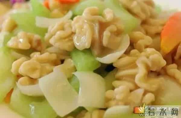 每天一小把，头发浓密、皮肤细滑，40岁似28岁！厨房里家家有