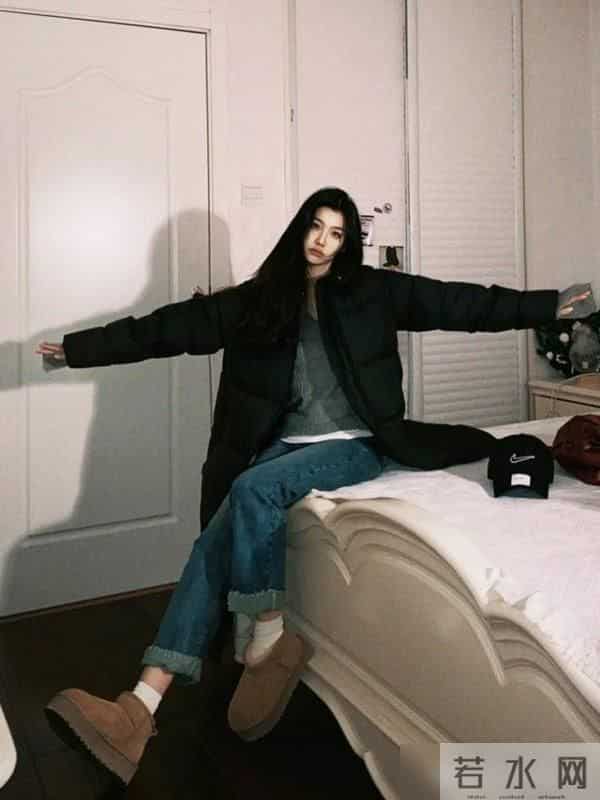 难怪没人穿马丁靴了，今年流行的“冬靴”，洋气好看又舒适百搭