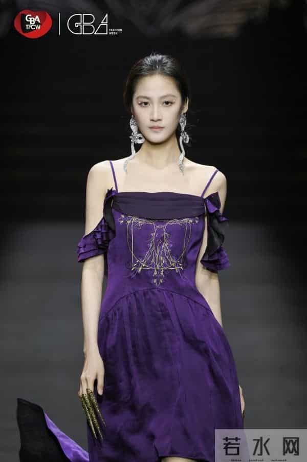 大湾区科技时尚文化周莨荘香云纱以“五行幻境”开启国际时尚对话