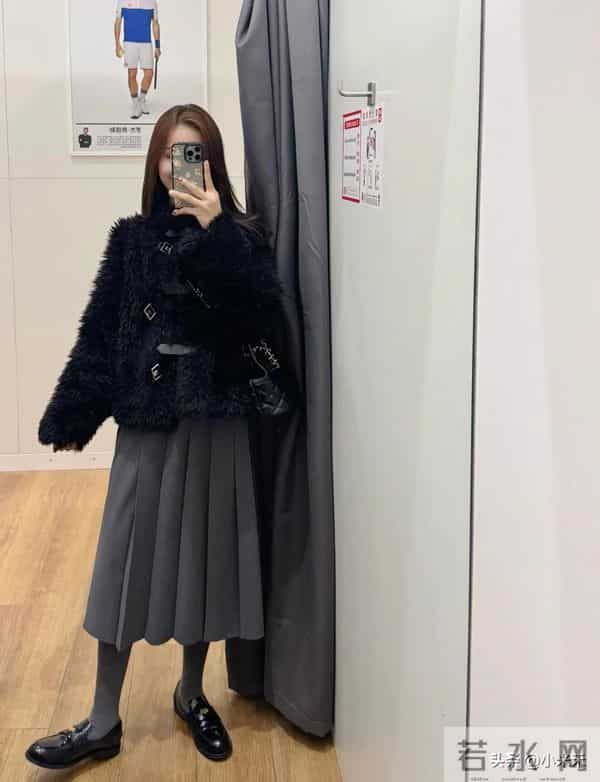 优衣库半裙才是秋冬“搭子王”！这波试穿我直接封神