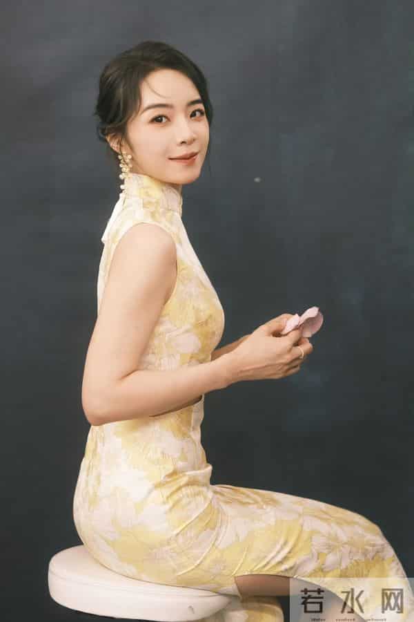 余霜国风旗袍，古风古韵