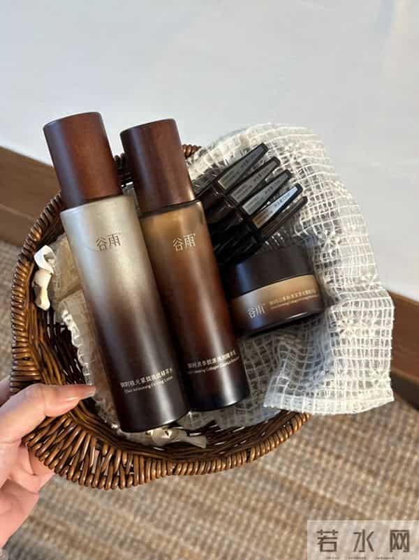 SGS数据说话！2025年度五大抗老产品终极测评榜：国货谷雨表现惊艳