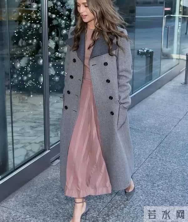 灰色大衣，这样“配色”太高级了