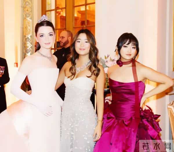 王传福女儿打入巴黎名媛圈，学霸模板长相可人，一抹红裙放光彩