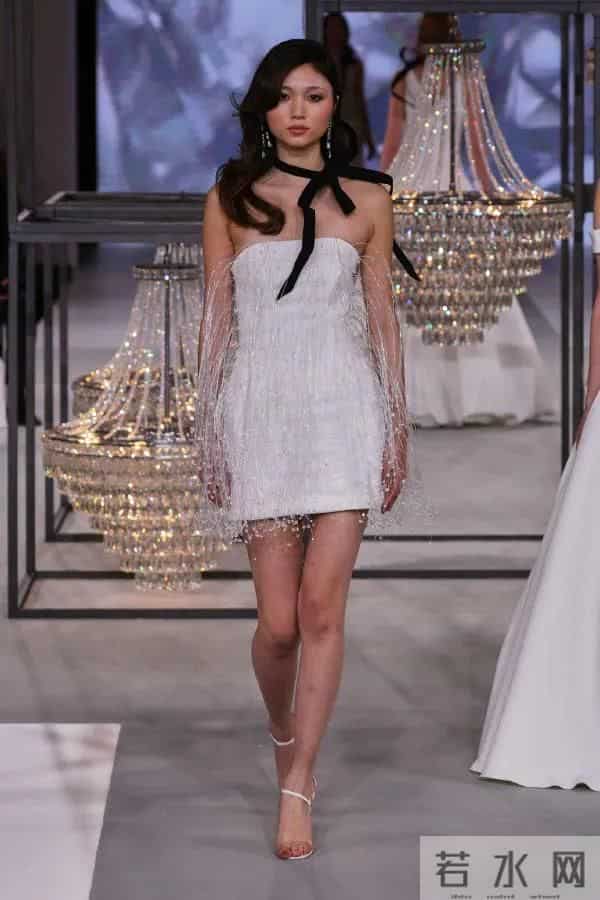 Isabel Sanchis 2026 春夏婚纱秀场