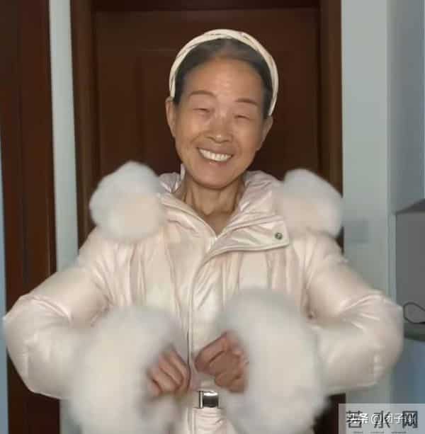 别舍不得！年轻时候没条件，老了穿啥都不是那个味儿了！网友共鸣