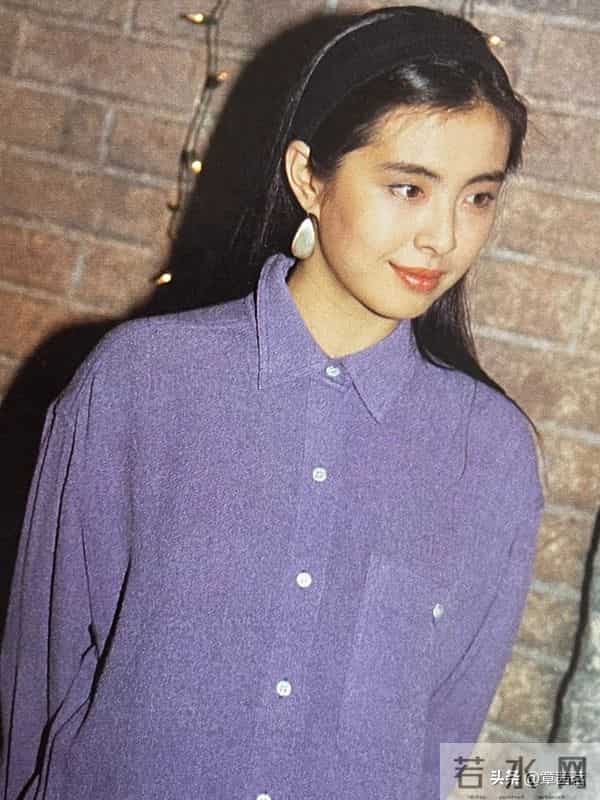 戴耳环的女神王祖贤(一)