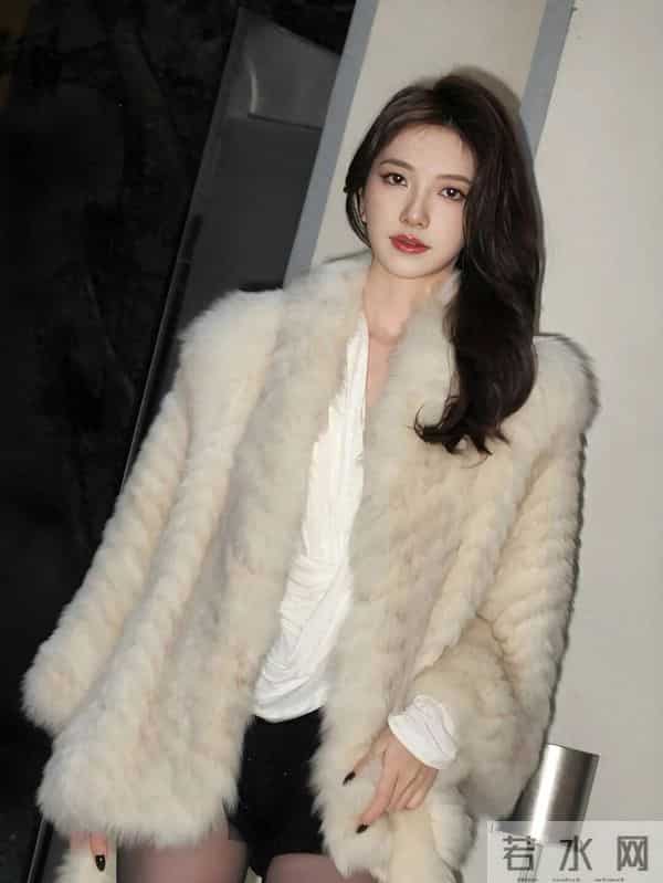 冬日与皮草的适配度~