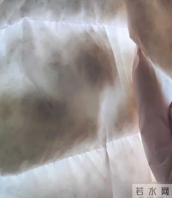 奉劝大家，冬季别买这7类衣服，说句难听的：都是大垃圾