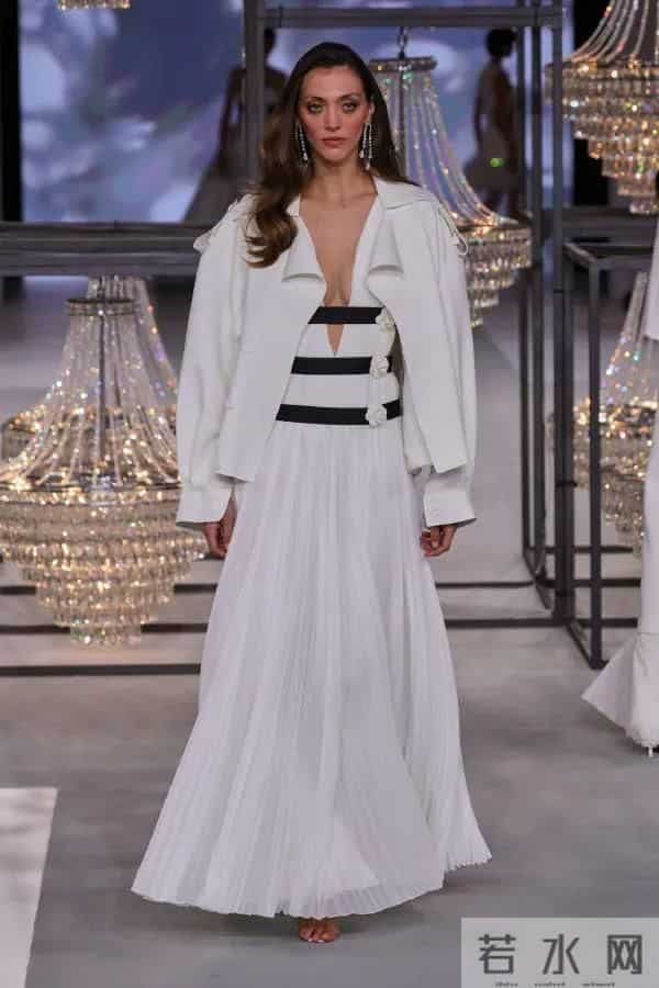 Isabel Sanchis 2026 春夏婚纱秀场
