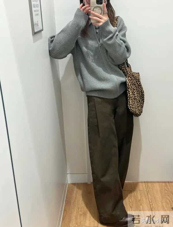 优衣库这毛衣是偷了拉夫劳伦的设计稿吧？