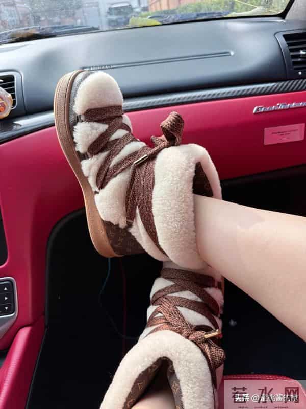 30多元和1000多元的“雪地靴”，差别真的很大么？看完你就懂了