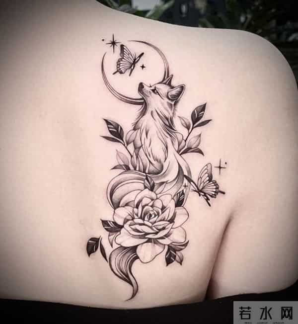 20岁姑娘隐私部位纹大花臂，3年后哭着洗：这3个坑别踩！