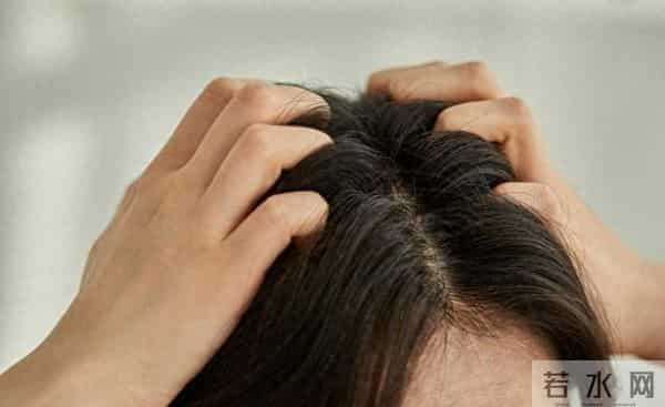 上海一女子用“硫磺皂”洗头，坚持半年后，出现了这4个变化