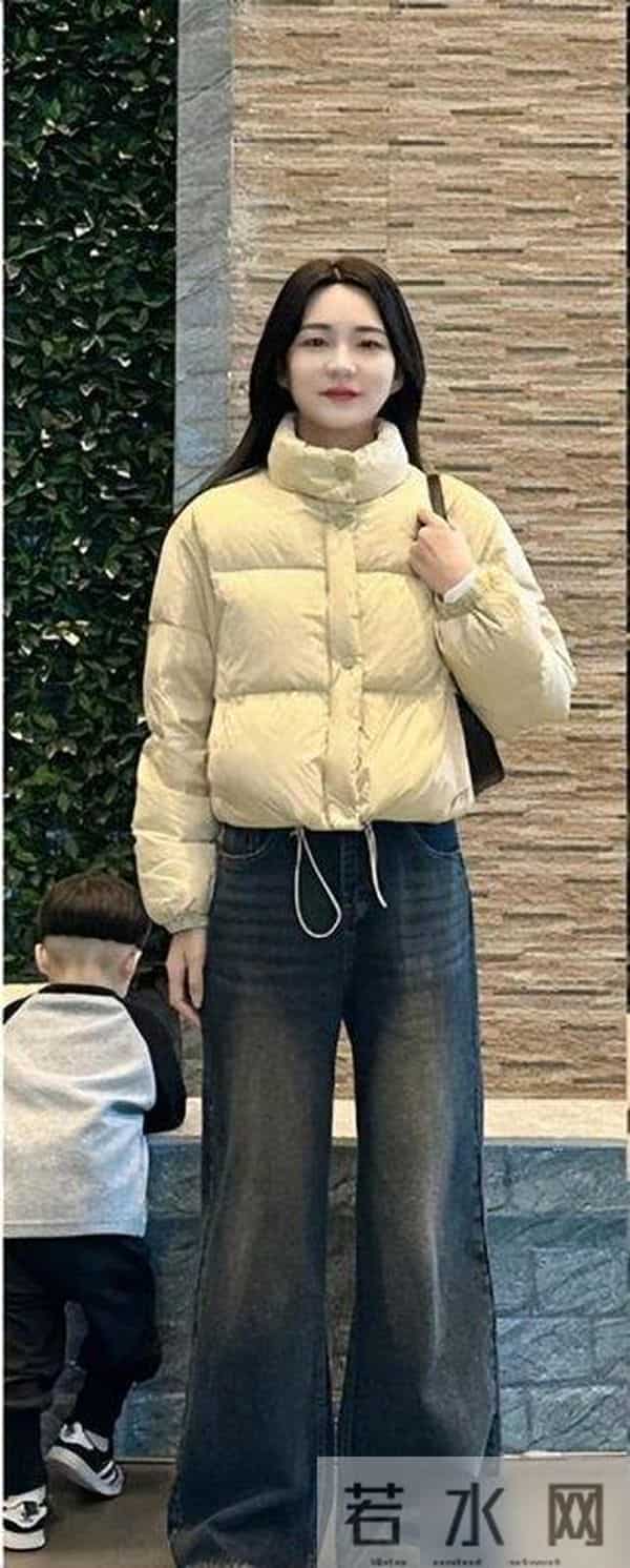 立冬后才发现：时尚是个轮回，阔腿裤+短羽绒真的太美了！