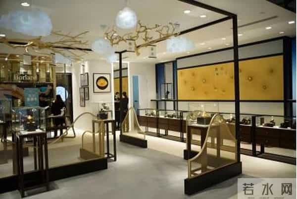 雷军、唐彬森投资“寶蘭”珠宝，要再造一家“老铺黄金”？