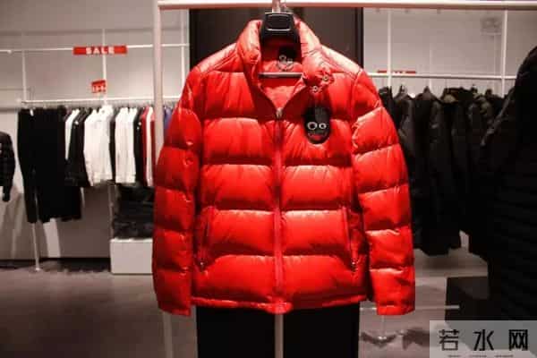 羽绒服身价大涨，这个冬天“穿暖”要多掏钱了？