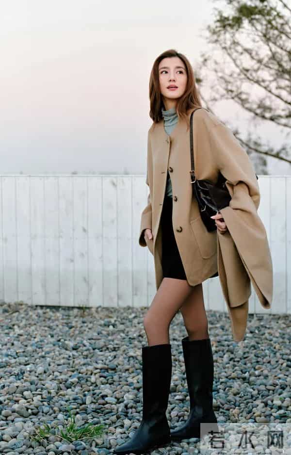 吴千语的秋冬衣橱，怕是藏着本「老钱风隐形法典」。