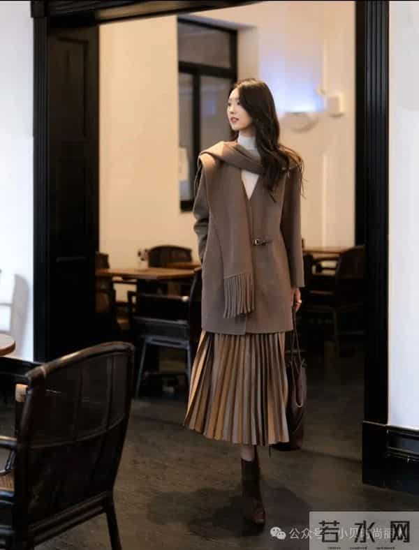 浅棕系叠穿，温柔氛围感拉满