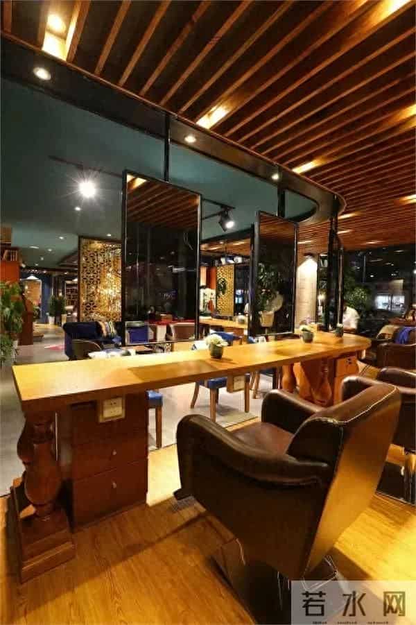 15元快剪，撕到了理发店“高利润”的乱象？