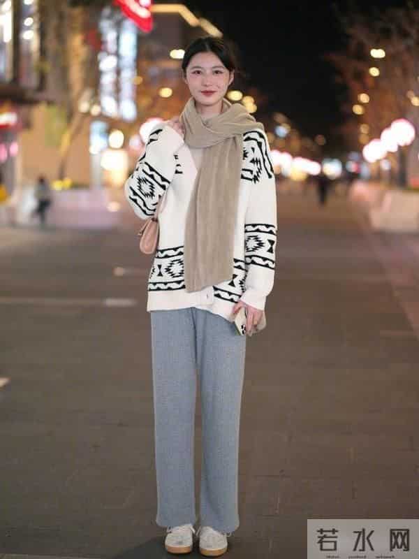 今冬流行“毛衣＋毛呢裤”，洋气温柔又显高，特有淑女气质！