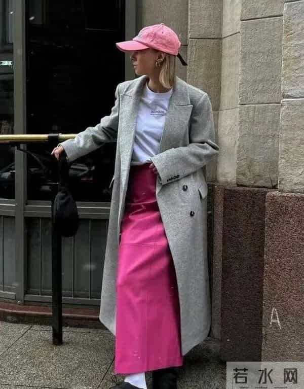 灰色大衣，这样“配色”太高级了
