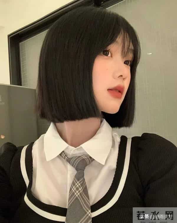 改头换面剪短发