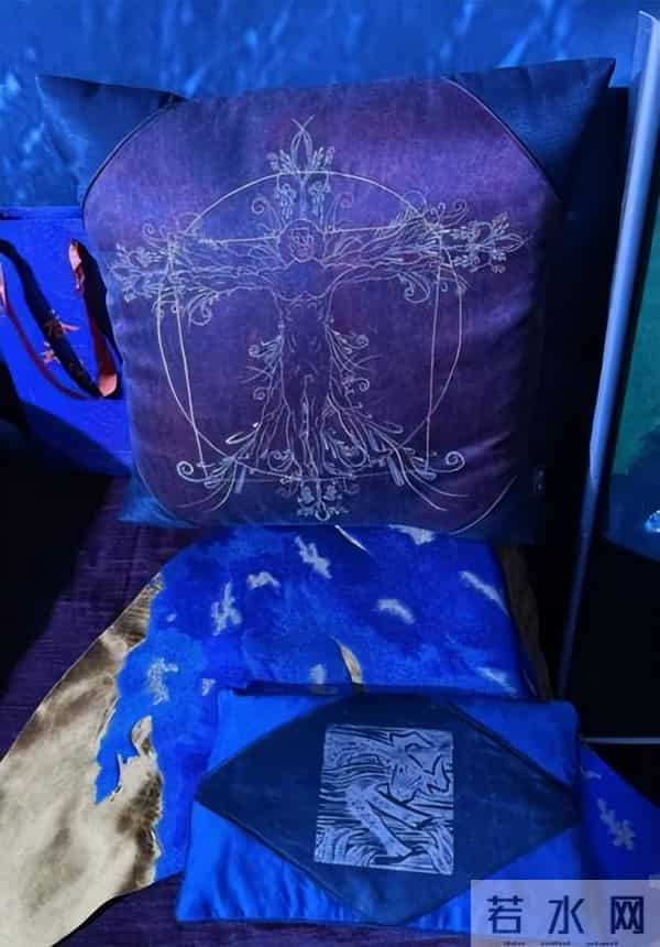 大湾区科技时尚文化周莨荘香云纱以“五行幻境”开启国际时尚对话